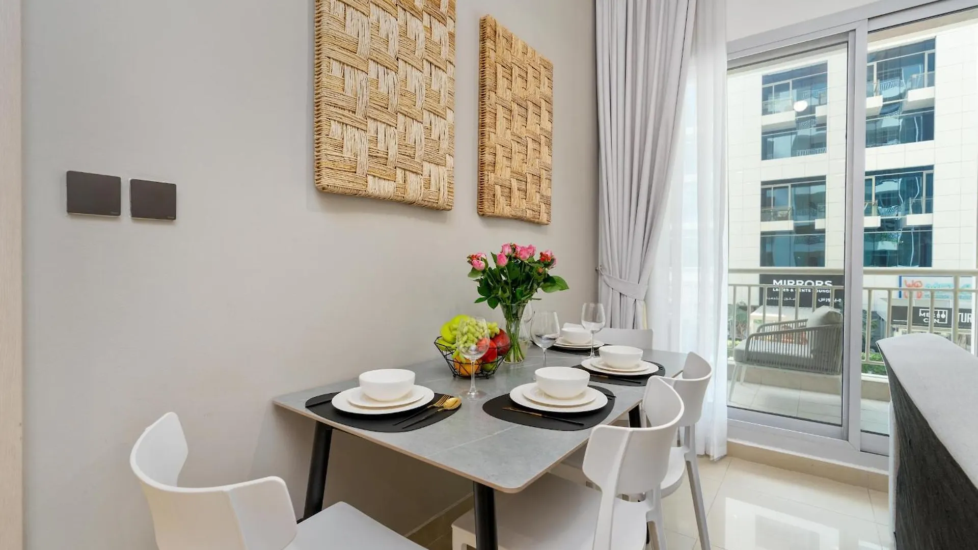 Bnbnova - Chic 1Br - Prime Dubai Marina Location